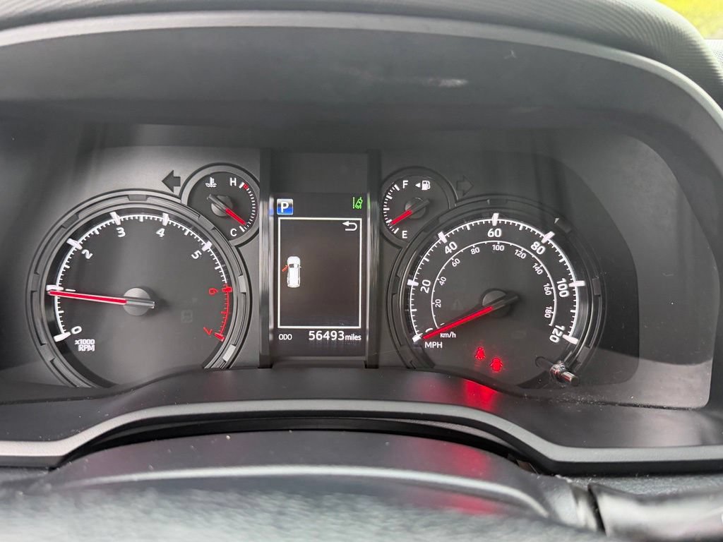 Used 2023 Toyota 4Runner 40th Anniversary SE AWD/4WD image 39