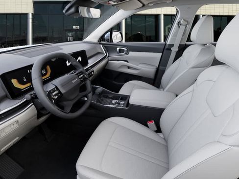 New 2026 Kia Sorento S FWD image 17