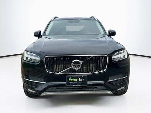 Used 2018 Volvo XC90 T5 Momentum w/ Convenience Package AWD/4WD image 2