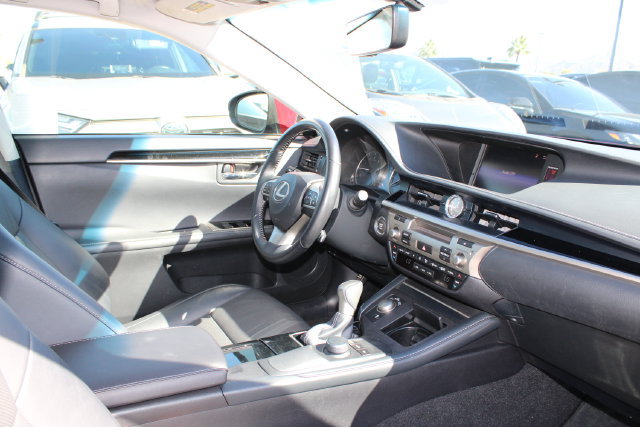 Used 2016 Lexus ES 350 FWD image 5