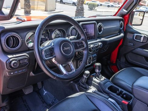 Used 2022 Jeep Wrangler Unlimited Sahara w/ Cold Weather Group image 9