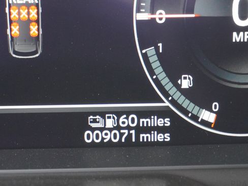 Used 2024 Mitsubishi Outlander SEL image 29