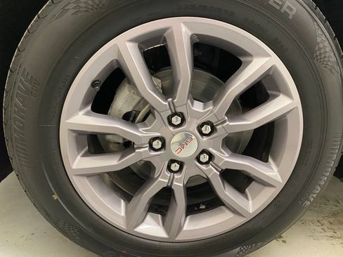 Used 2024 GMC Terrain SLT AWD/4WD image 27