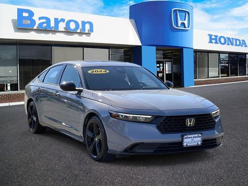 Used 2024 Honda Accord Sport image 1