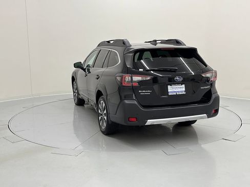 Certified 2023 Subaru Outback Limited image 3