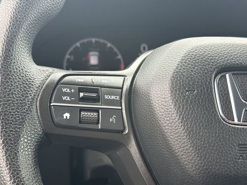 Used 2024 Honda CR-V LX image 29