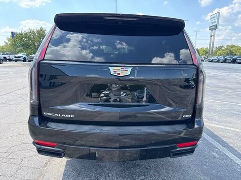 Used 2023 Cadillac Escalade ESV Sport Platinum AWD/4WD image 3