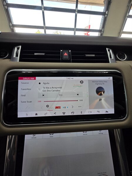 Used 2019 Land Rover Range Rover Sport HSE AWD/4WD image 12