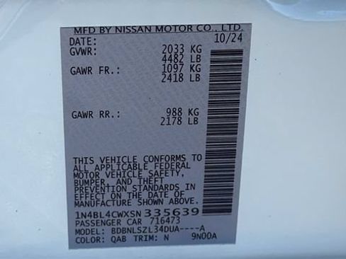Certified 2025 Nissan Altima 2.5 SR AWD/4WD image 30