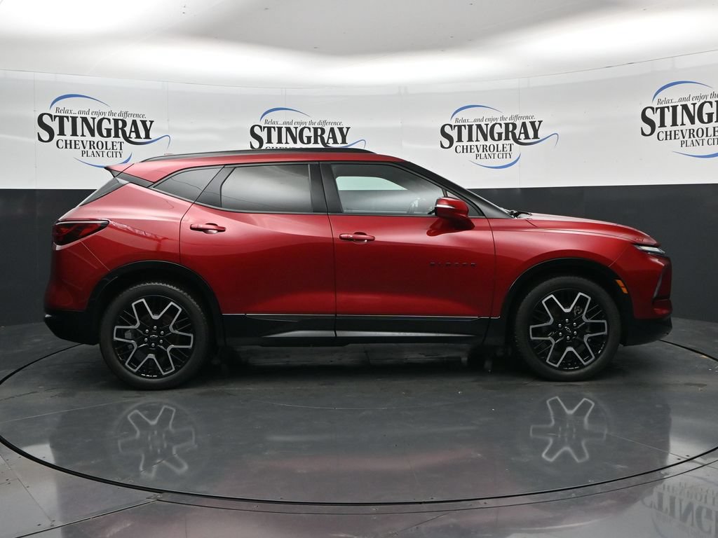 Used 2023 Chevrolet Blazer RS w/ Driver Confidence II Package AWD/4WD image 8