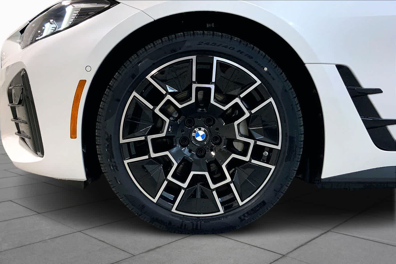 New 2026 BMW i4 xDrive40i w/ M Sport Package AWD/4WD image 11