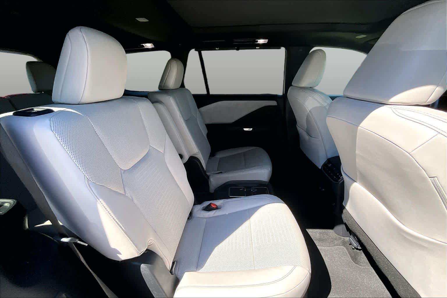 Used 2025 Lexus TX 350 AWD w/ Technology Package image 20