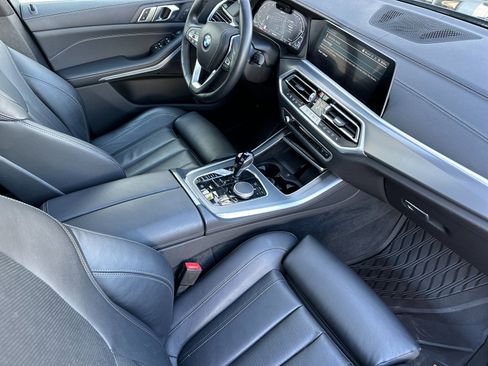 Used 2022 BMW X5 xDrive45e image 15