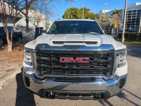 Used 2023 GMC Sierra 3500 Pro image 3