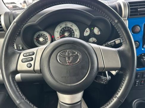 Used 2007 Toyota FJ Cruiser 4WD image 26