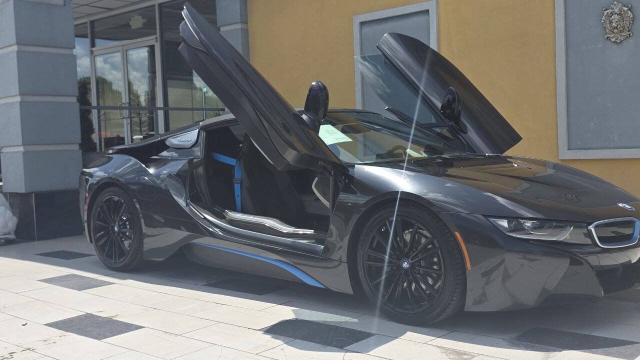 Used 2019 BMW i8 Roadster AWD/4WD image 12