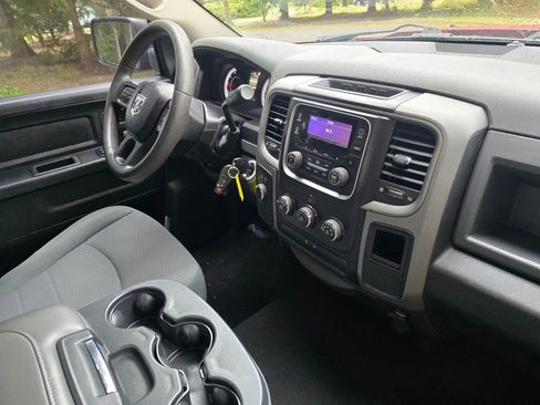 Used 2013 RAM 1500 Express image 11