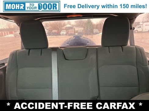 Used 2018 Jeep Wrangler Unlimited Sport S image 25