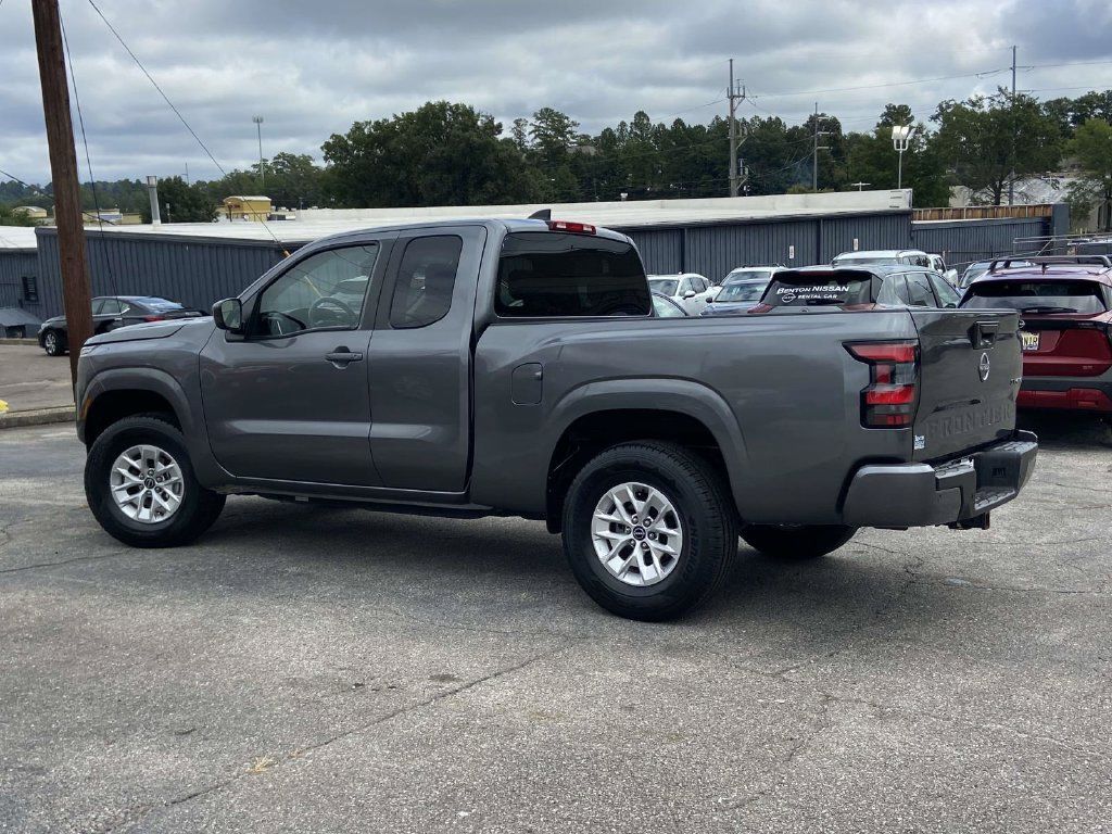 Used 2024 Nissan Frontier SV w/ Technology Package AWD/4WD image 7
