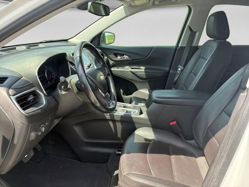 Certified 2020 Chevrolet Equinox Premier FWD image 11
