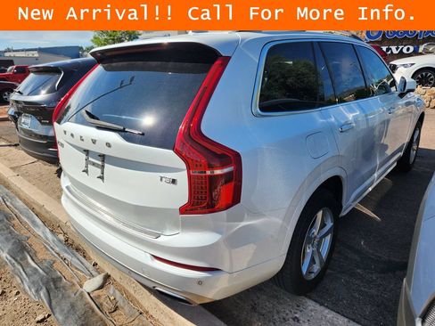 Used 2016 Volvo XC90 T5 Momentum AWD/4WD image 10