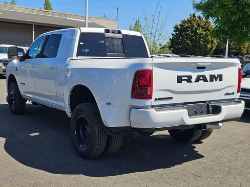New 2026 RAM 3500 Laramie AWD/4WD image 5