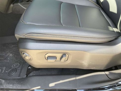 New 2025 Jeep Wrangler Sahara image 27