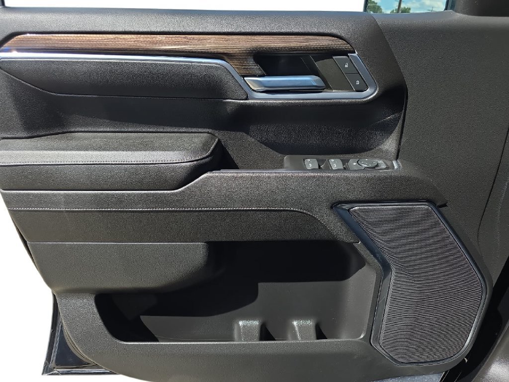 Used 2023 Chevrolet Silverado 1500 RST w/ Protection Package RWD image 27
