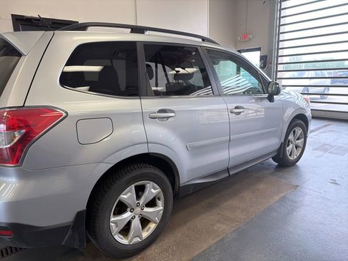 Used 2014 Subaru Forester 2.5i Touring AWD/4WD image 6
