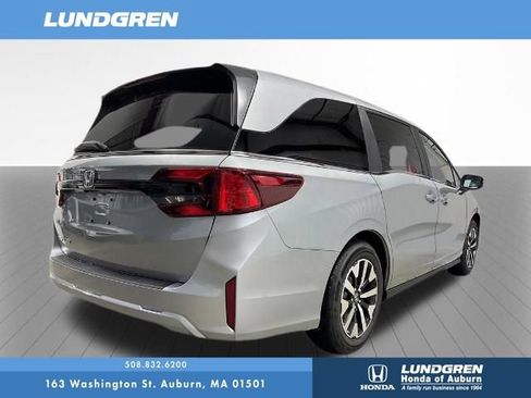 New 2026 Honda Odyssey EX-L image 6