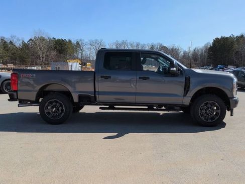 New 2026 Ford F250 XL image 3