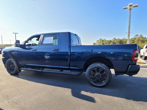 Used 2023 RAM 3500 Laramie image 8