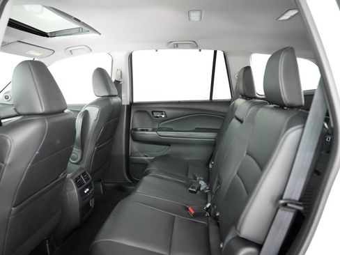 Used 2019 Honda Pilot EX-L image 37