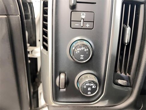 Used 2018 Chevrolet Silverado 1500 LT w/ All Star Edition image 18