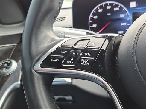 Used 2022 Mercedes-Benz S 500 S 500 4D Sedan image 27