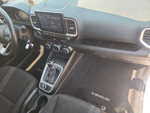 Used 2023 Hyundai Venue SEL FWD image 26