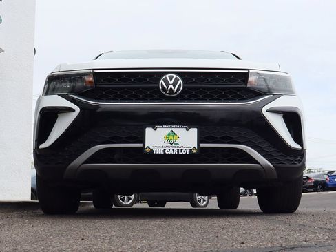 Used 2022 Volkswagen Taos S w/ IQ Drive S Package image 17