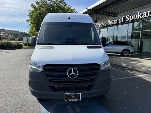 New 2025 Mercedes-Benz Sprinter 3500 image 2