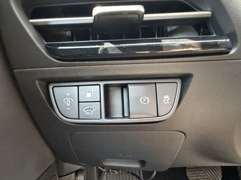 Used 2024 Kia EV6 Wind AWD/4WD image 27
