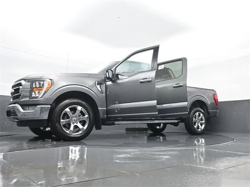 Used 2021 Ford F150 XLT w/ Equipment Group 302A High image 32