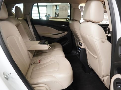 Used 2018 Buick Envision Essence image 31