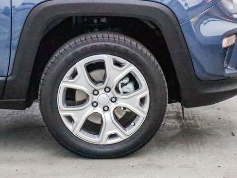 Certified 2023 Jeep Renegade Limited image 10