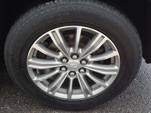 Used 2018 Cadillac XT5 Luxury w/ LPO, Wheel Lock Package image 47