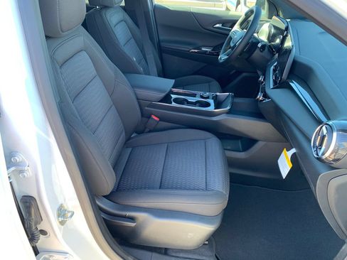 New 2026 Chevrolet Equinox LT FWD image 31