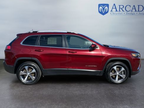 Used 2021 Jeep Cherokee Limited w/ Elite Package image 6