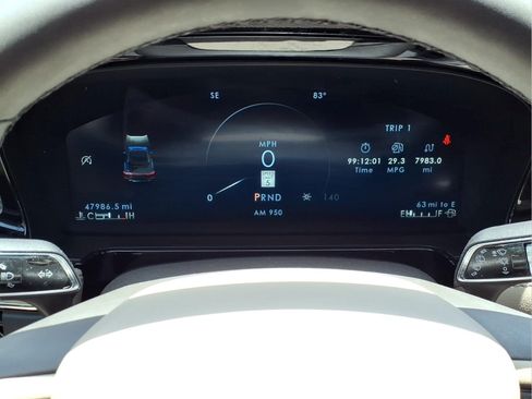 Used 2023 Lincoln Corsair AWD w/ Equipment Group 101A image 18