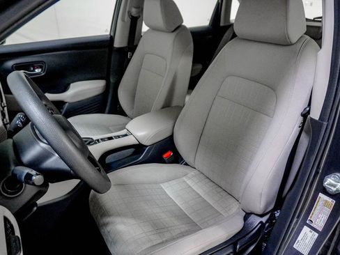 Used 2023 Honda HR-V LX image 18