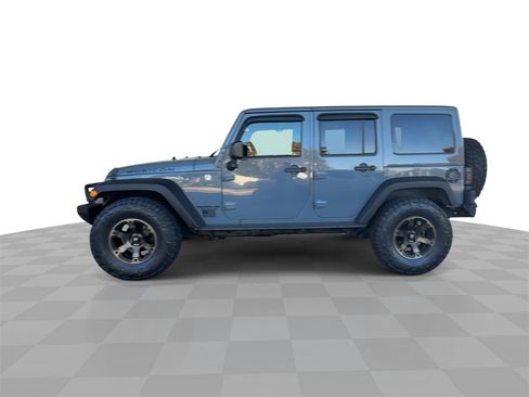 Used 2015 Jeep Wrangler Unlimited Rubicon w/ Connectivity Group image 5