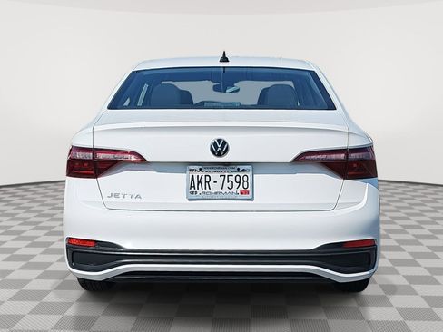 Used 2022 Volkswagen Jetta S image 6