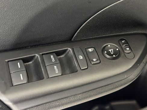 Used 2019 Honda Civic EX-L image 13